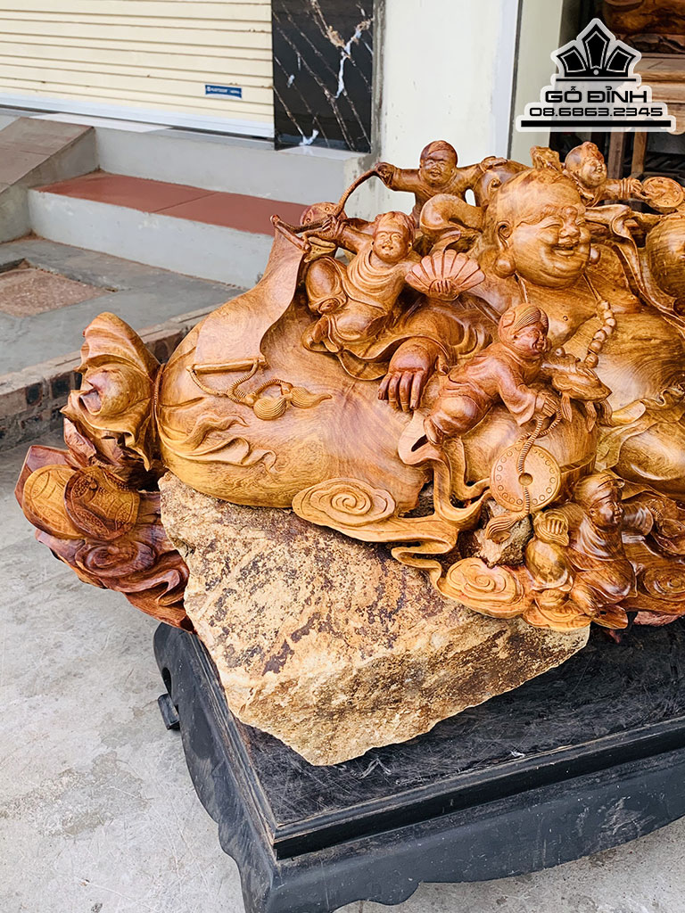 Tượng Phật Di Lặc Cửu Phúc Gỗ Hương Việt Nguyên Khối Ôm Đá Cao 55 Ngang 110 Sâu 50 (cm) 4