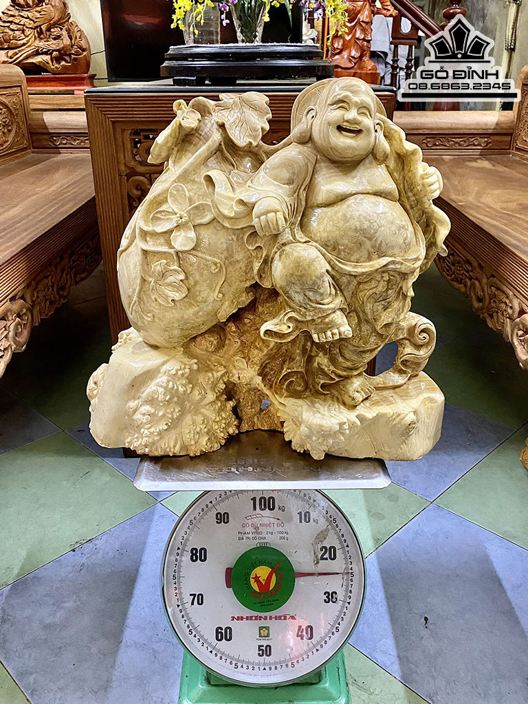 Tượng Phật Di Lặc Bao Tiền Gỗ Nu Nghiến Cao 48 Ngang 50 sâu 22 (cm) 3