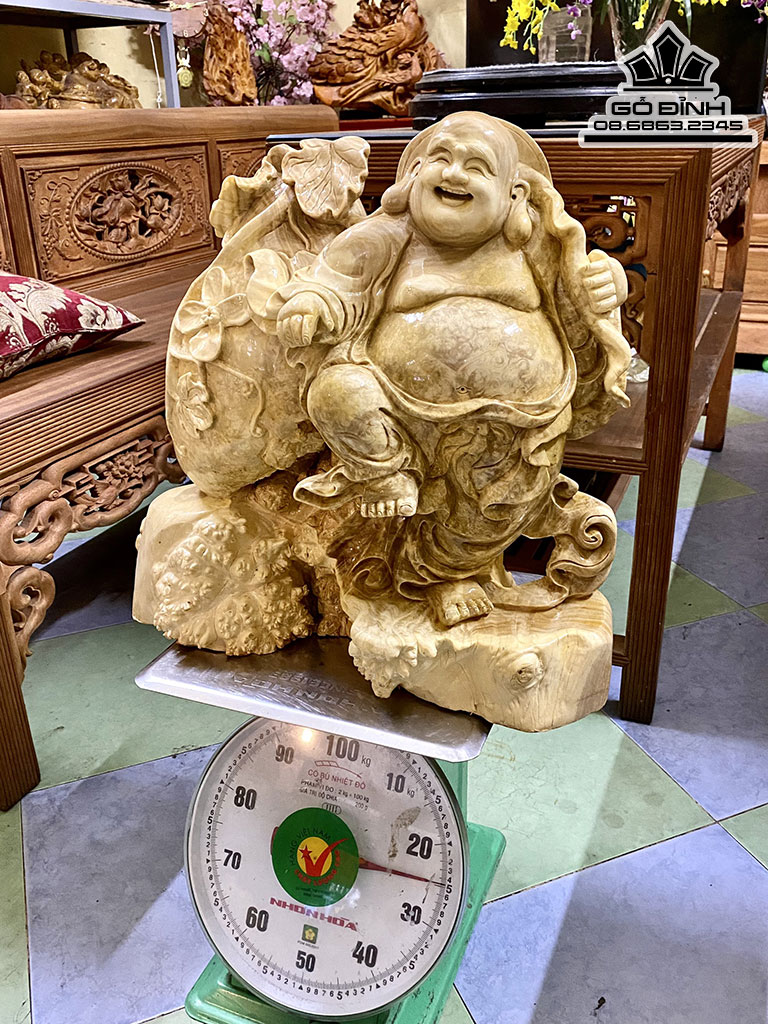Tượng Phật Di Lặc Bao Tiền Gỗ Nu Nghiến Cao 48 Ngang 50 sâu 22 (cm) 4