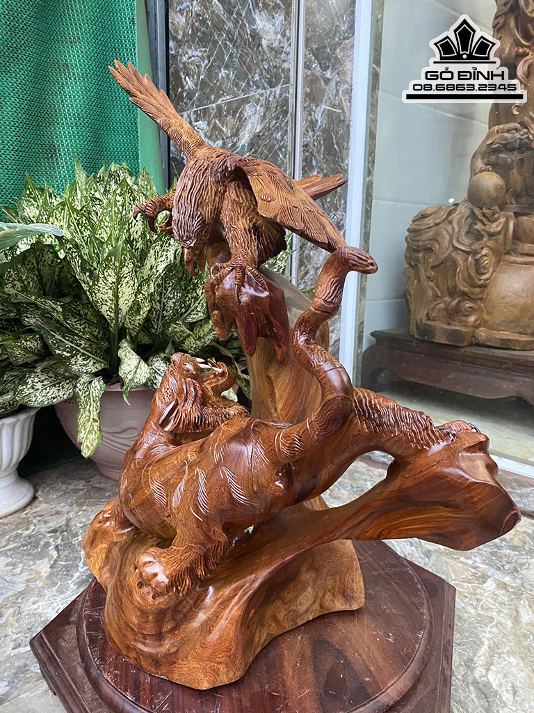 Tượng Anh Hùng Tương Ngộ Gỗ Hương Nguyên Khối Cao 60 Ngang 60 Sâu 38 (cm) 0