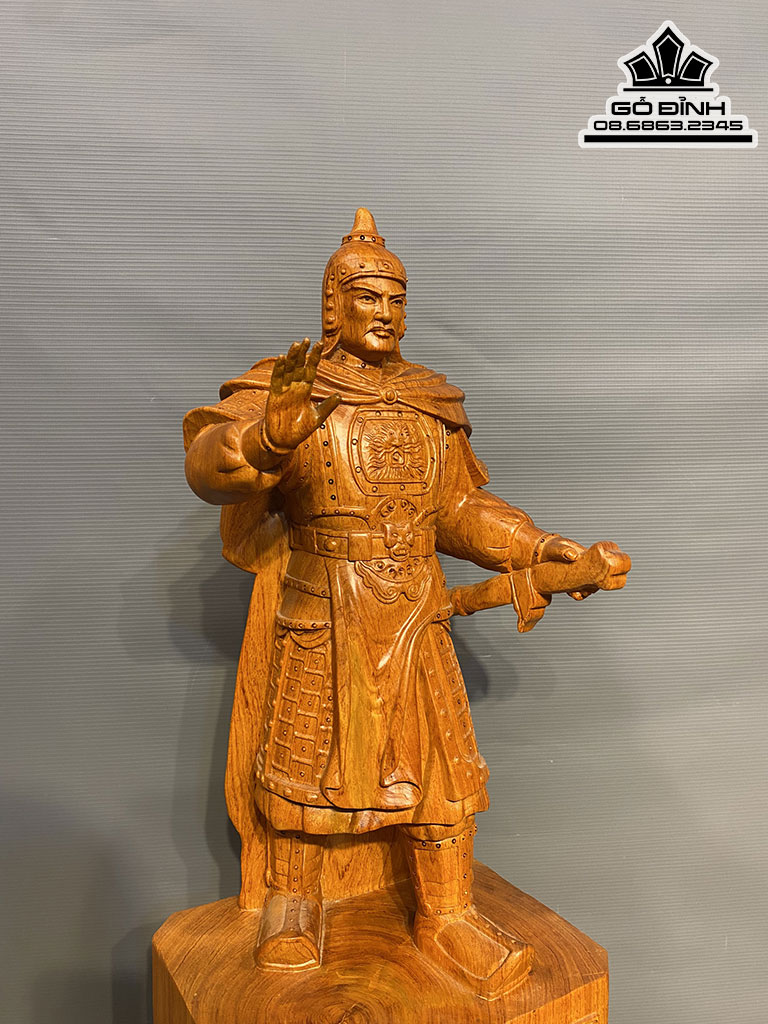 Tượng Hoàng Đế Quang Trung Gỗ Hương Đá Nguyên Khối Cao 70 Ngang 26 Sâu 21 (cm) 2