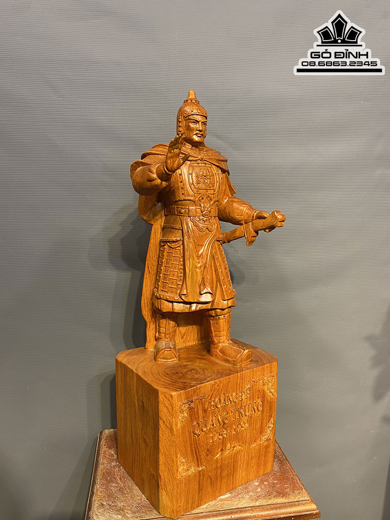 Tượng Hoàng Đế Quang Trung Gỗ Hương Đá Nguyên Khối Cao 70 Ngang 26 Sâu 21 (cm) 3