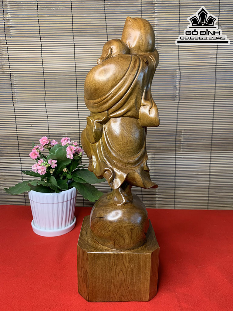 Tượng Phật Di Lặc Dâng Đào Gỗ Bách Xanh Cao 41 Ngang 12 sâu 12 (cm) 1
