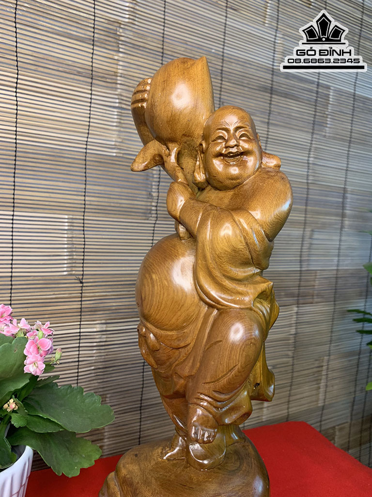 Tượng Phật Di Lặc Dâng Đào Gỗ Bách Xanh Cao 41 Ngang 12 sâu 12 (cm) 4