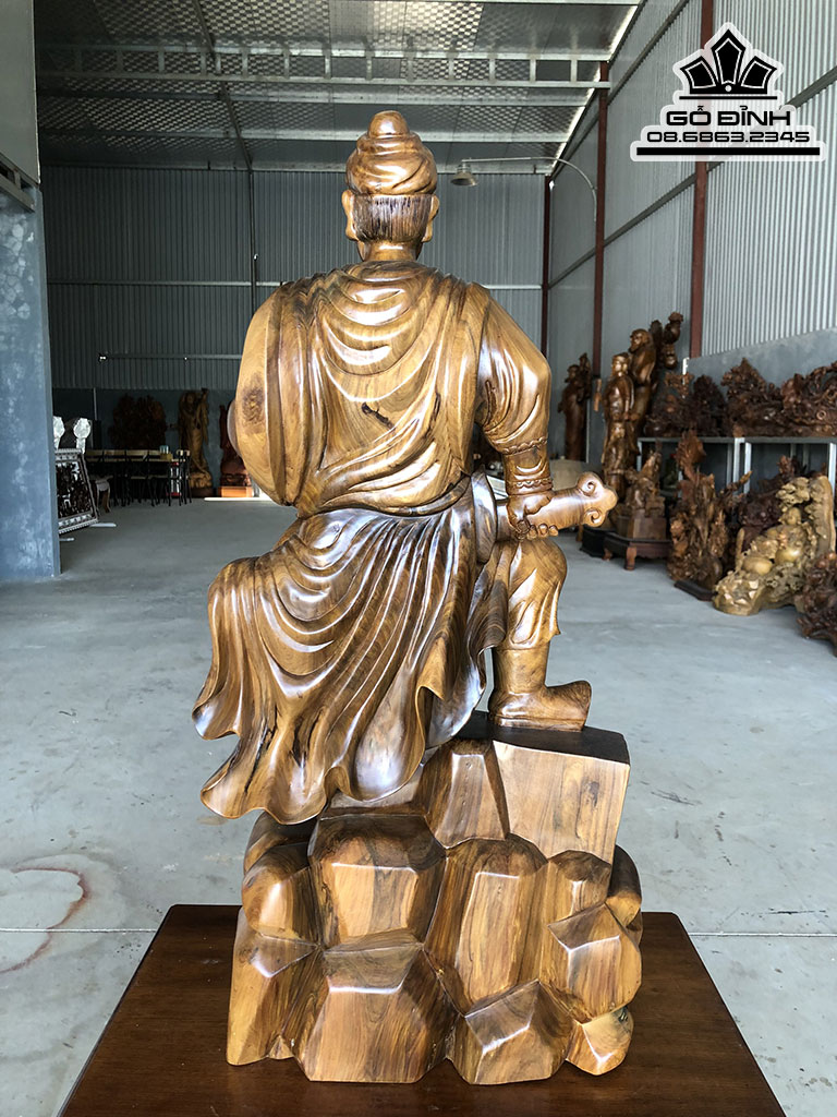 Tượng Trần Quốc Tuấn Gỗ Bách Xanh Cao 82  Ngang  40 Sâu 24 (cm) 1