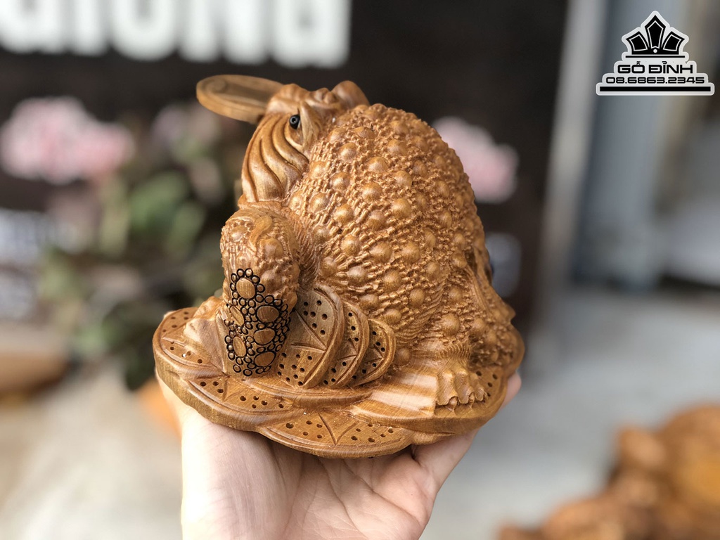 Tượng Cóc Ngậm Tiền Gỗ Bách Xanh Cao 15 Ngang 11 Sâu 9 (cm) 1