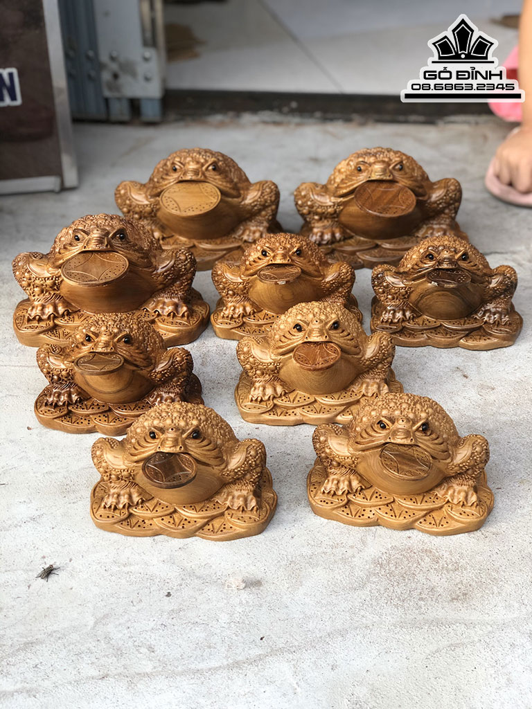 Tượng Cóc Ngậm Tiền Gỗ Bách Xanh Cao 15 Ngang 11 Sâu 9 (cm) 3