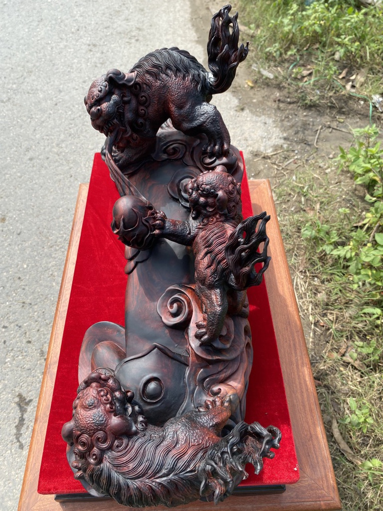 Tượng Tam Lân Vỡn Cầu Gỗ Trắc Nguyên Khối Cao 29 Ngang 63 Sâu 21 Cả Kỷ Cao 38 (cm) 3