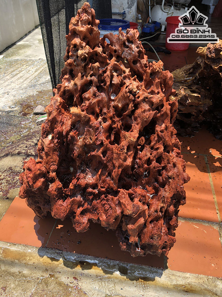 Tượng Đỉnh Núi Tổ Ong Gỗ Nu Kháo 69 Ngang 58 Sâu 50 (cm) 1