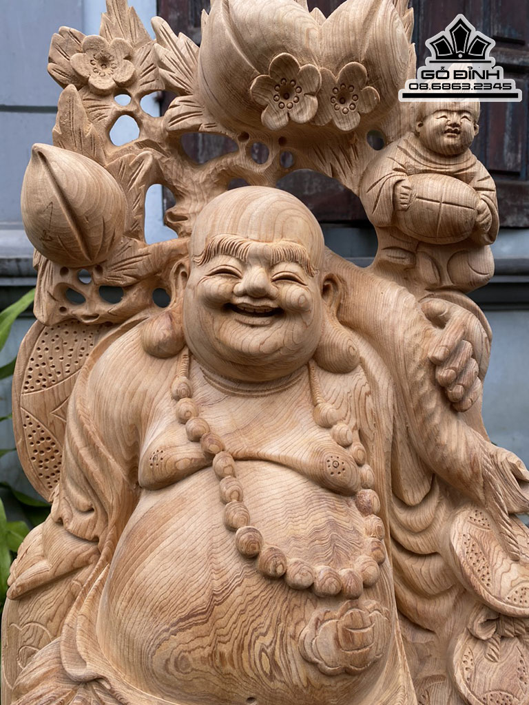 Tượng Phật Di Lặc Vác Cành Đào Gỗ Ngọc Am Lên Tuyết Cao 100 Ngang 45 Sâu 23 (cm)