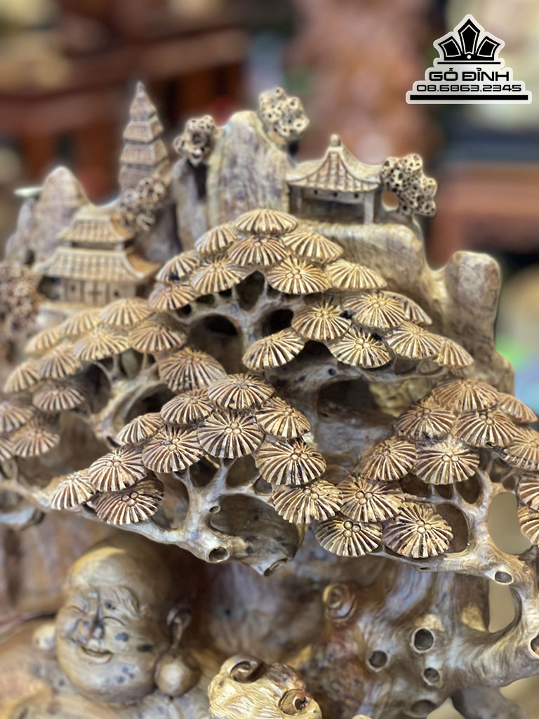 Tượng Phật Ngồi Gốc Cây Tùng Gỗ Nu Ngọc Am Cao 58 Ngang 45 Sâu 26 ( cm )