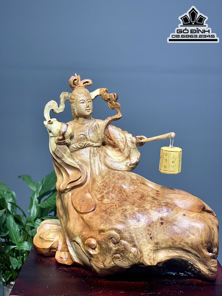 Tượng Hằng Nga Gỗ Nu Hương Cao 54 Ngang 36 Sâu 20 (cm)