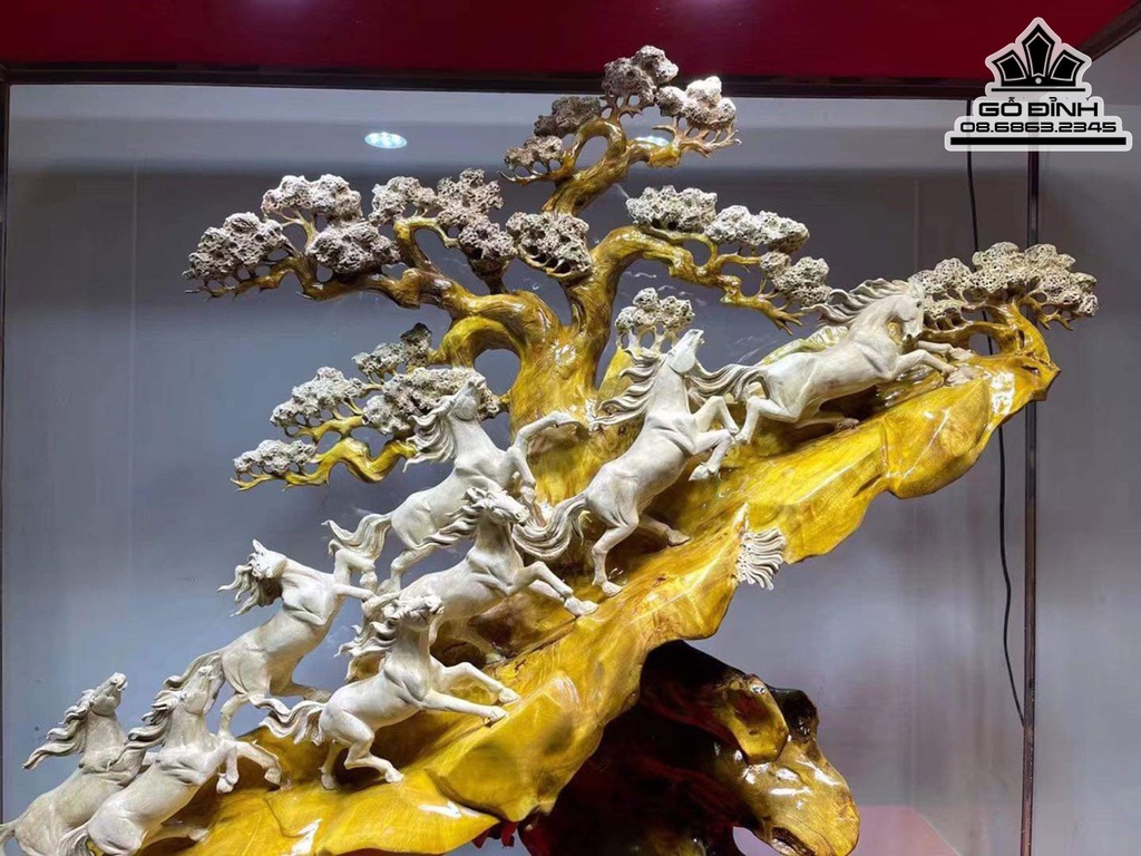 Tượng Bát Mã Gỗ Kim Tơ Nam Cao 140 Ngang 185 Sâu 42 ( cm)