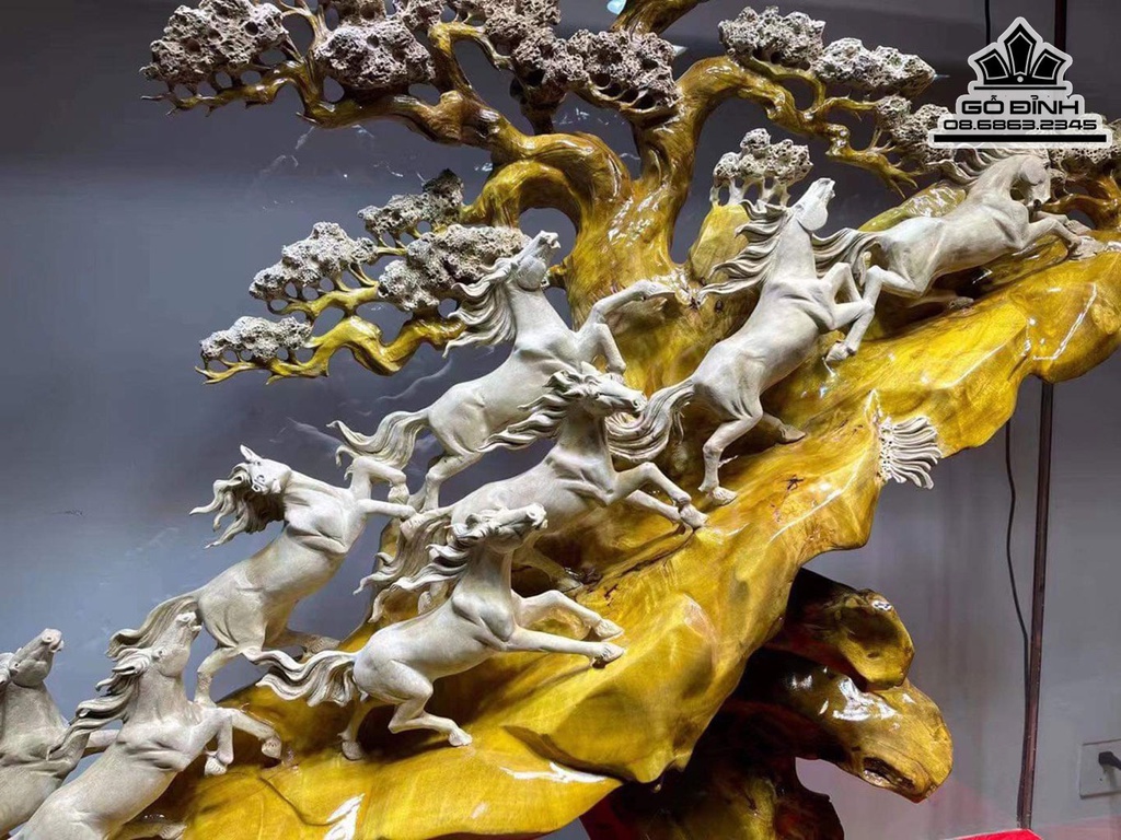 Tượng Bát Mã Gỗ Kim Tơ Nam Cao 140 Ngang 185 Sâu 42 ( cm)