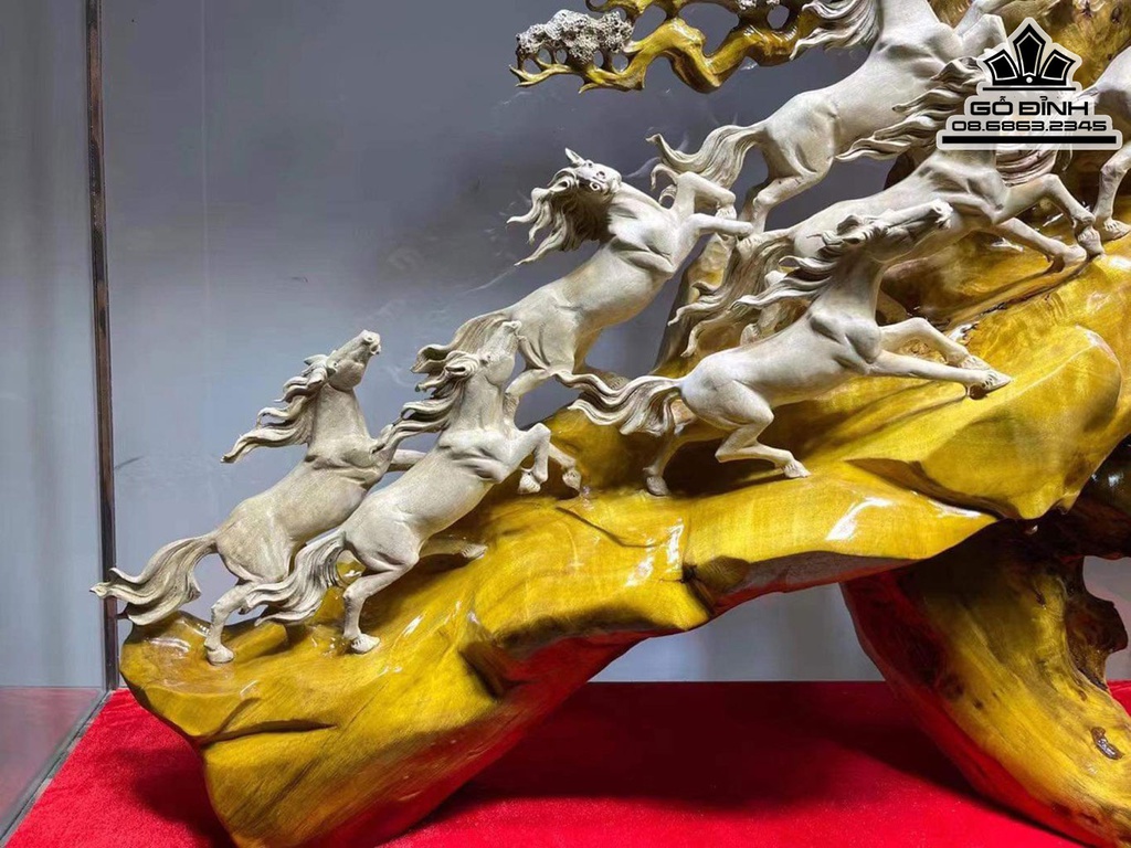 Tượng Bát Mã Gỗ Kim Tơ Nam Cao 140 Ngang 185 Sâu 42 ( cm)