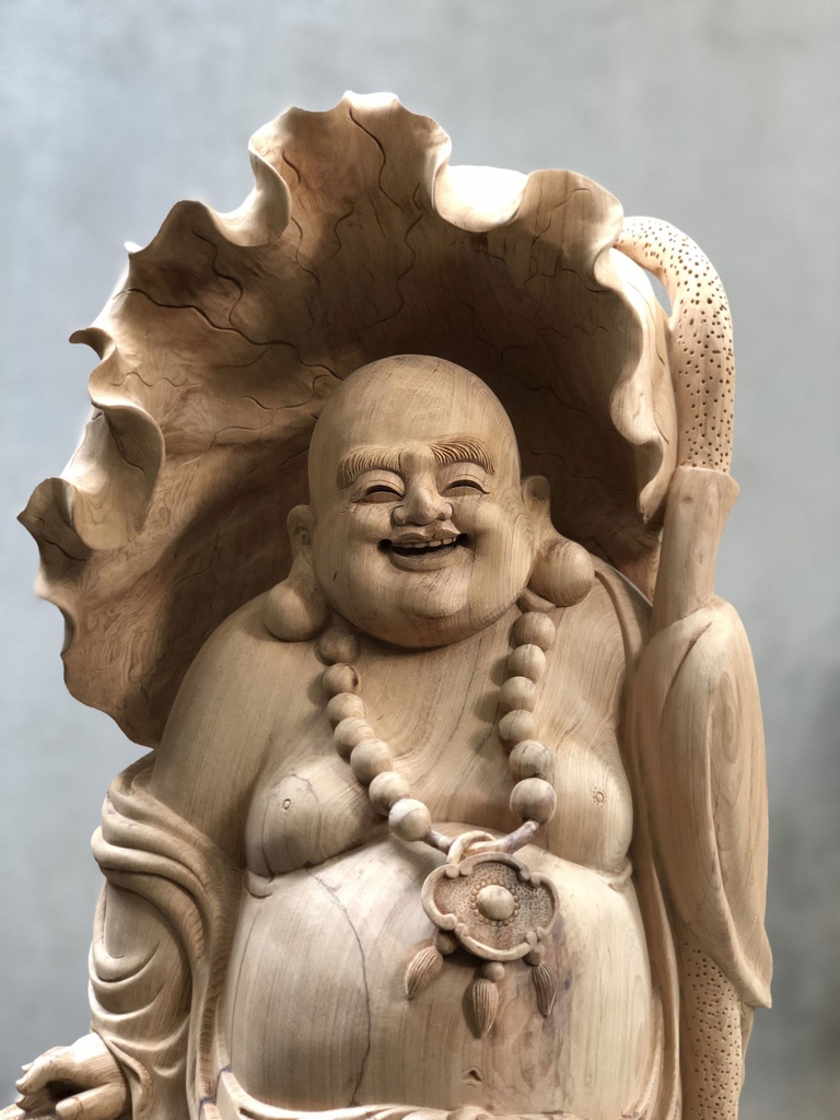 Tượng Phật Di Lặc Đứng Bao Tiền Gỗ Ngọc Am Cao 93 Ngang 37 Sâu 28 (cm)