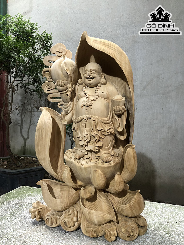 Tượng Phật Di Lặc Đứng Đài Sen Gỗ Ngọc Am Cao 82 Ngang 52 Sâu 26 (cm)