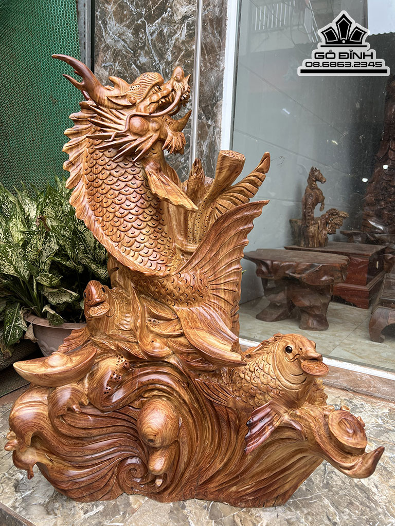 Tượng Cá Chép Hóa Rồng Gỗ Hương Cao 82 Ngang 60 Sâu 60 (cm)