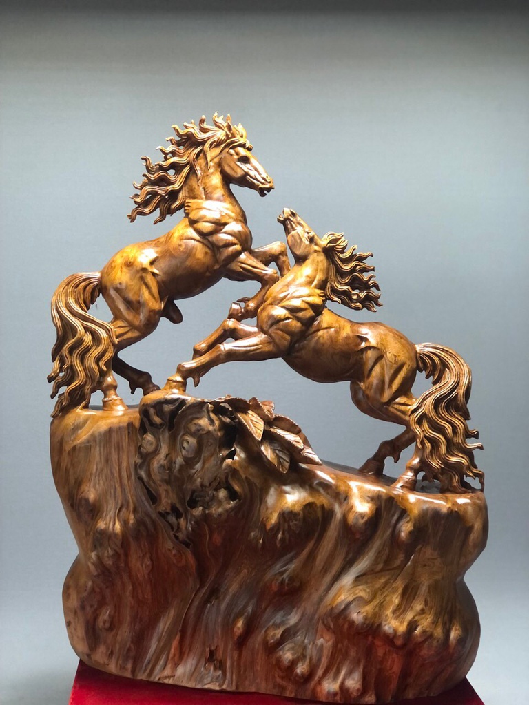 Tượng Song Mã Uyên Ương Gỗ Ngọc Am Cao 65 Ngang 52 Sâu 21 (cm)