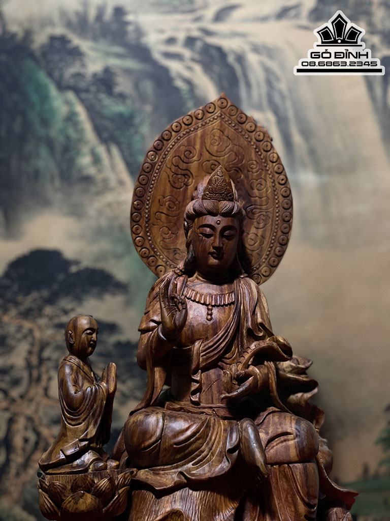 Tượng Phật Bà Quan Âm Gỗ Sưa Cao 38 Ngang 25 Sâu 23 (cm)