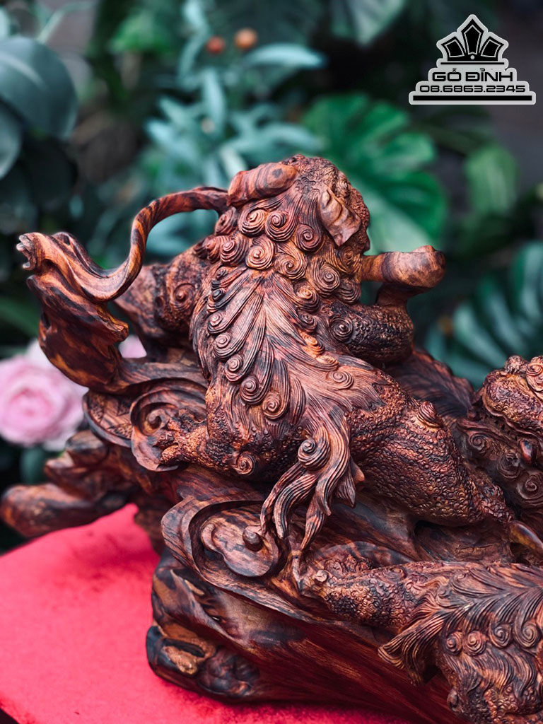 Tượng Tam Nghê Gỗ Sưa Cao 43 Ngang 30 Sâu 28 (cm)