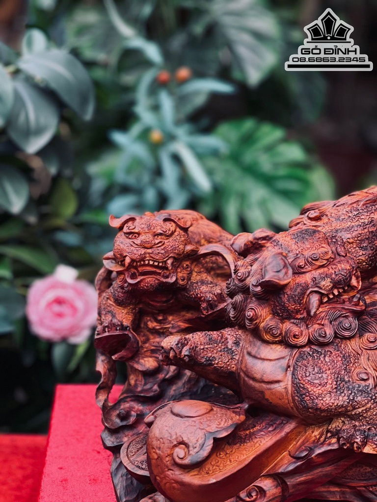 Tượng Tam Nghê Gỗ Sưa Cao 43 Ngang 30 Sâu 28 (cm)