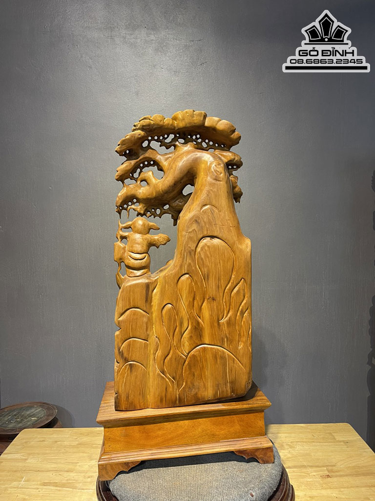 Tượng Phật Di Lặc Ngồi Gốc Tùng Gỗ Ngọc Am Cao 78 Ngang 40 Sâu 25 Cả Kỷ 93 (cm)