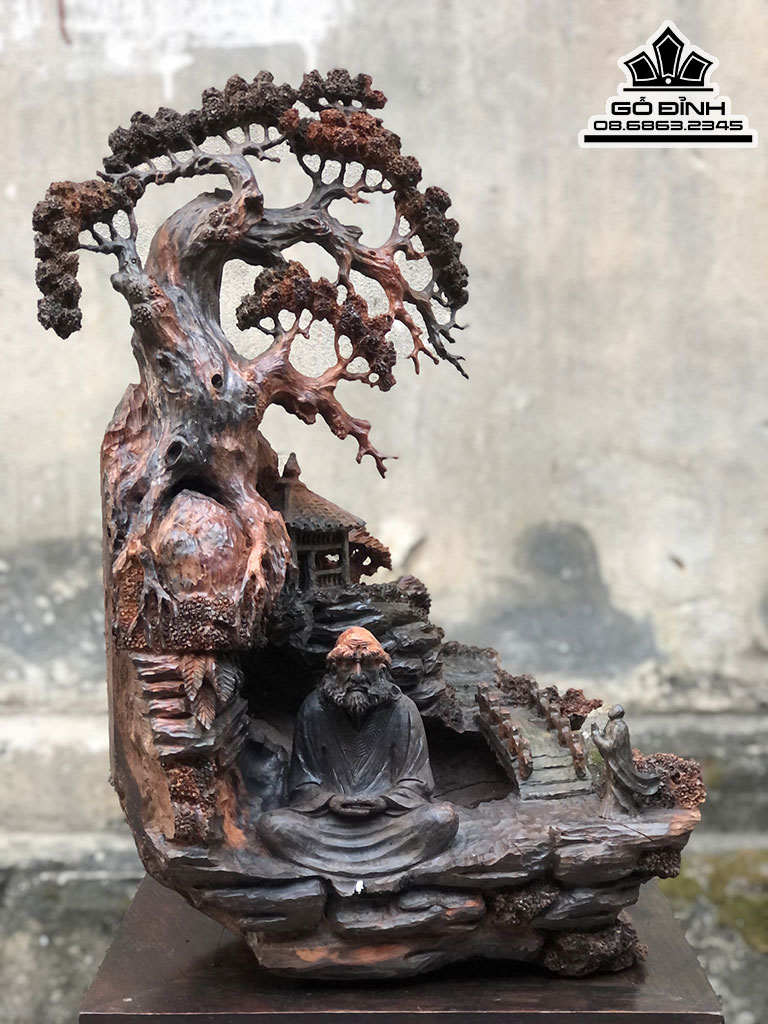 Tượng Đạt Ma Ngồi Gốc Tùng Gỗ Trắc Cao 45 Ngang 30 Sâu 24 (cm)
