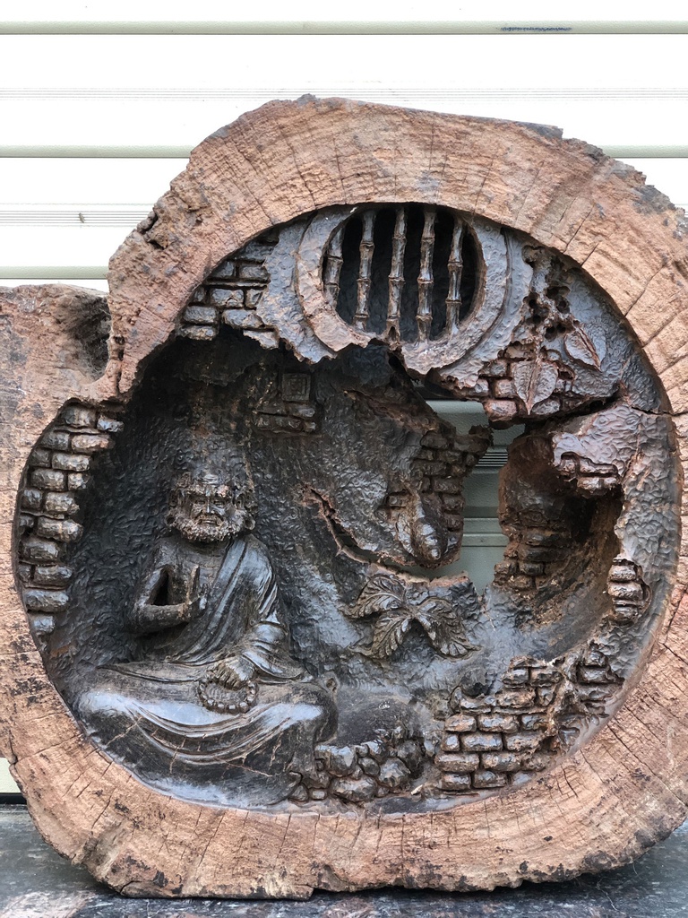 Tượng Đạt Ma Ngồi Thiền Gỗ Trắc Cao 31 Ngang 30 Sâu 8 (Cm)