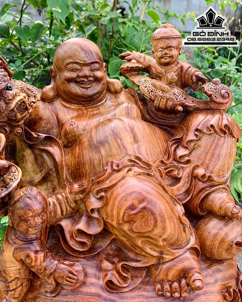 Tượng Phật Di Lặc Tam Phúc Gỗ Nu Hương Cao 45 Ngang 35 Sâu 33 (cm)