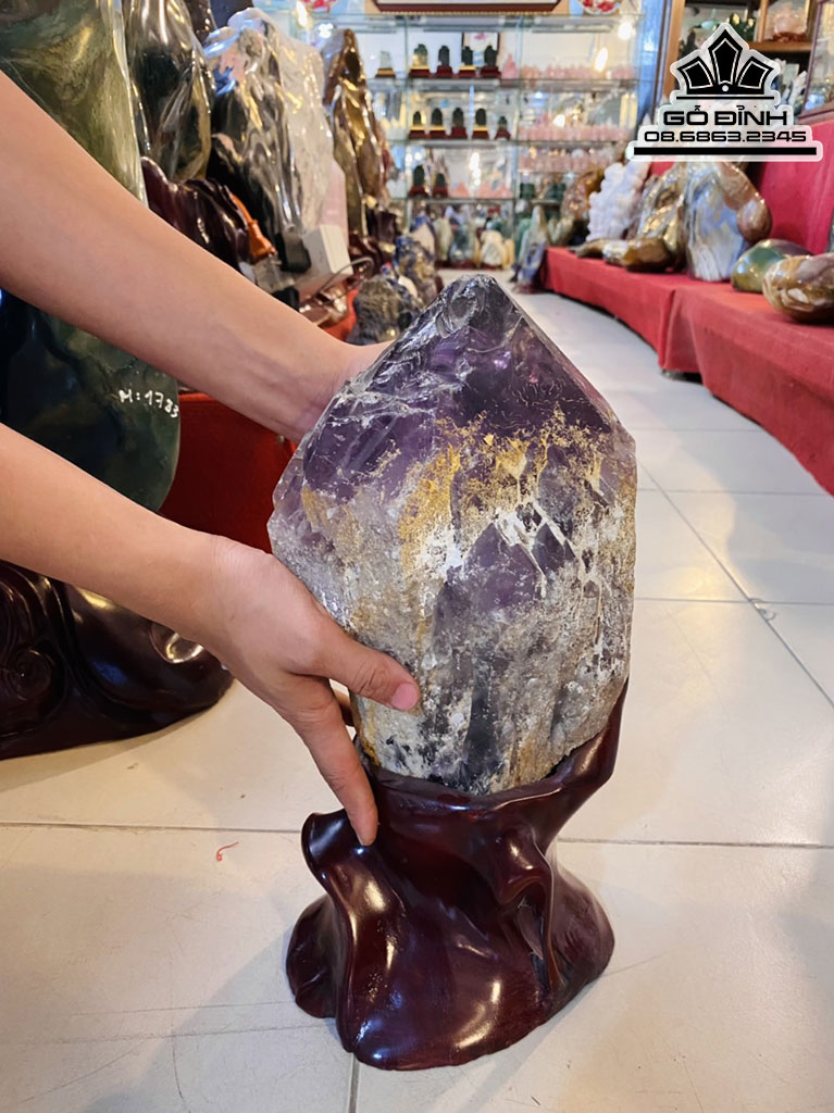 Tinh Thể Đá Thạch Anh Tím Cao 38 Ngang 18 Sâu 16 (cm)