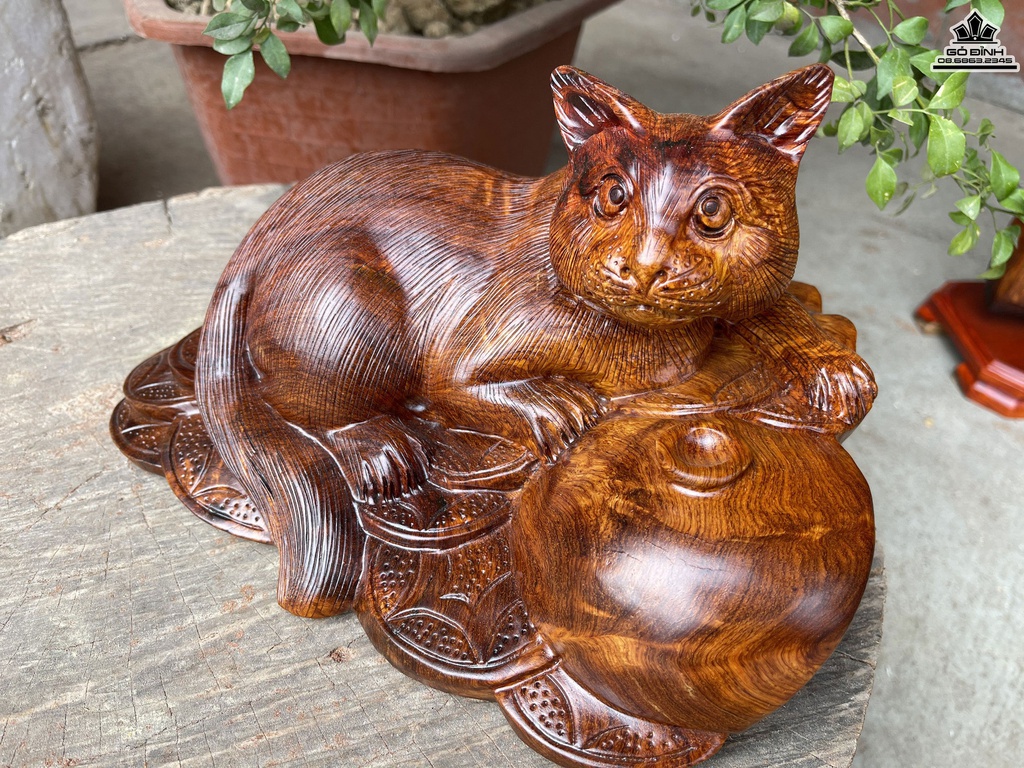 Tượng Mèo Phong Thủy Gỗ Hương Cao 15 Ngang 25 Sâu 19 (cm)