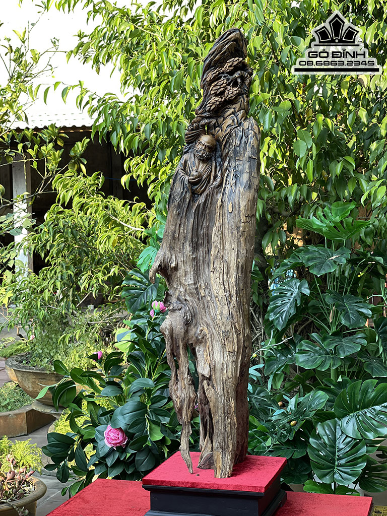 Tượng Đạt Ma Gỗ Bách Xanh Mộc Châu Cao 110 Ngang 23 Sâu 23 (cm) (Kích Thước Chưa Tính Kỷ)