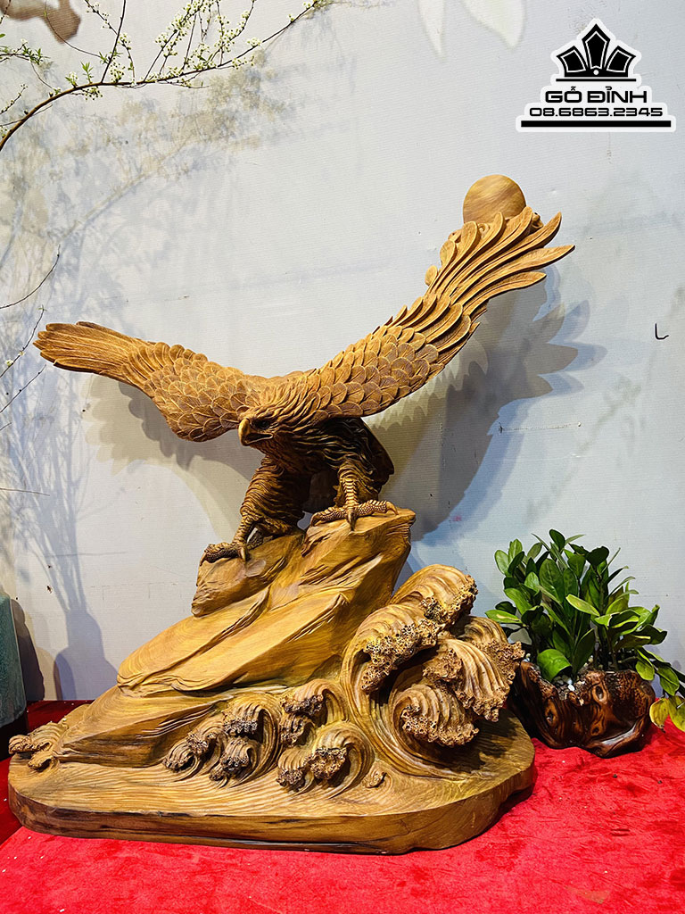 Tượng Đại Bàng Tung Cánh Gỗ Ngọc Am Cao 75 Ngang 75 Sâu 38 (cm)
