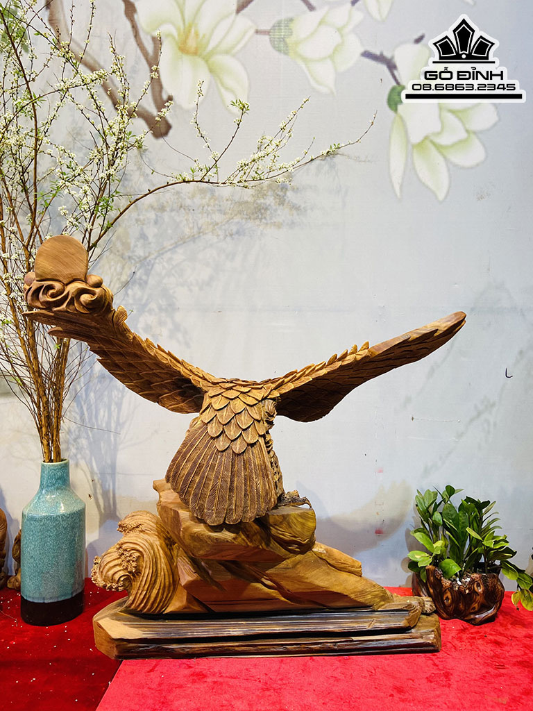 Tượng Đại Bàng Tung Cánh Gỗ Ngọc Am Cao 75 Ngang 75 Sâu 38 (cm)