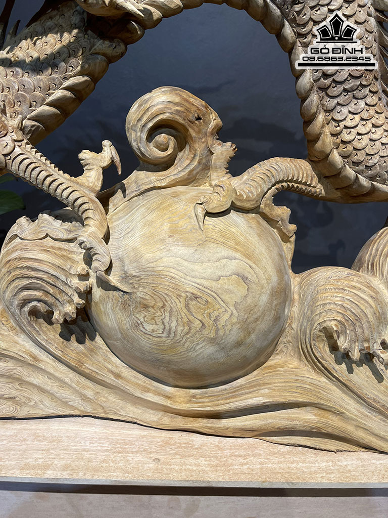 Tượng Nhất Long Nhả Ngọc Gỗ Ngọc Am Cao 95 Ngang 110 Sâu 18 Cao Cả Kỷ 110 (cm)