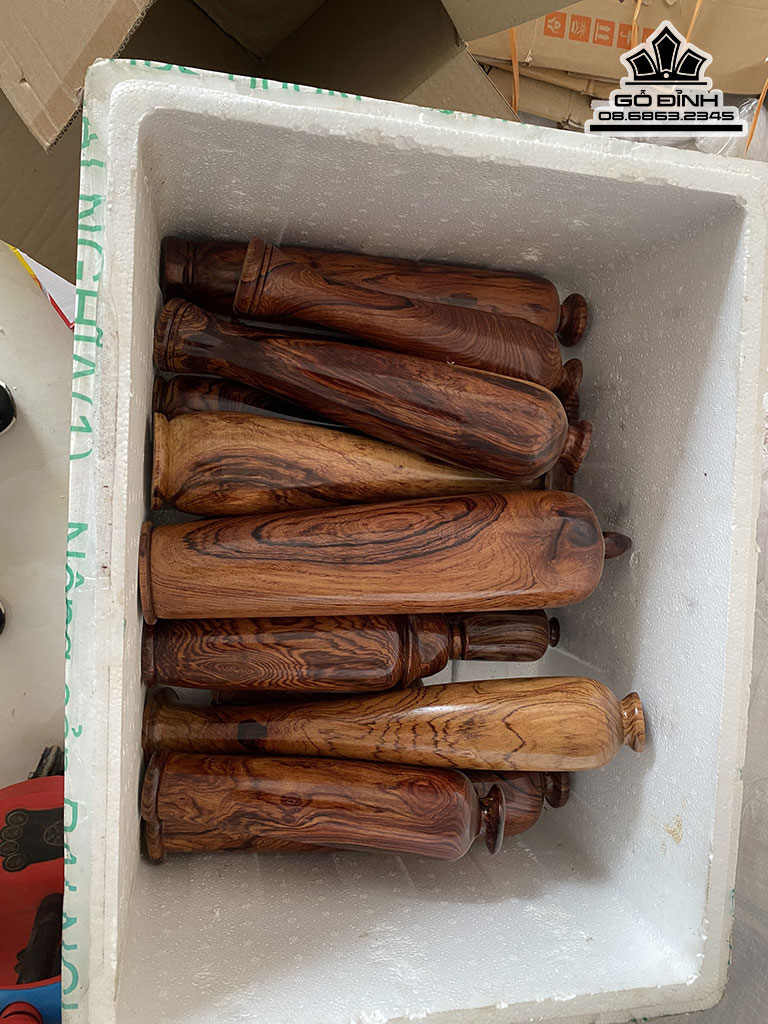 16 Bình Gỗ Cẩm Cao 20-40 Đường Kính 6-10 (cm)