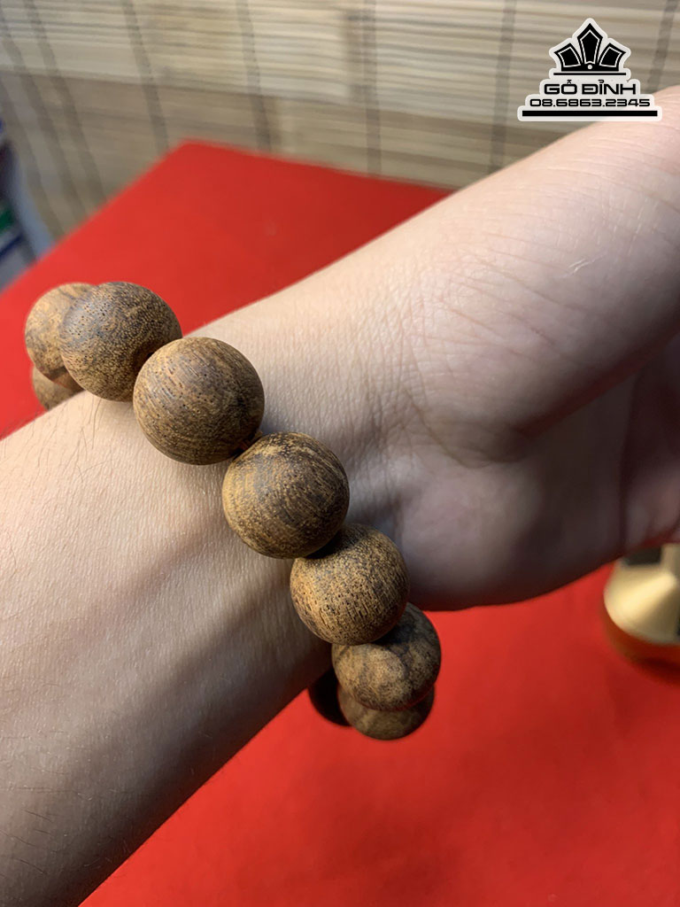 Vòng Tay Gỗ Sưa Lông Chuột Quảng Bình
