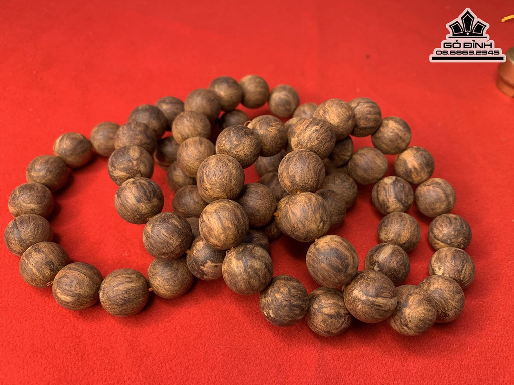 Vòng Tay Gỗ Sưa Lông Chuột Quảng Bình