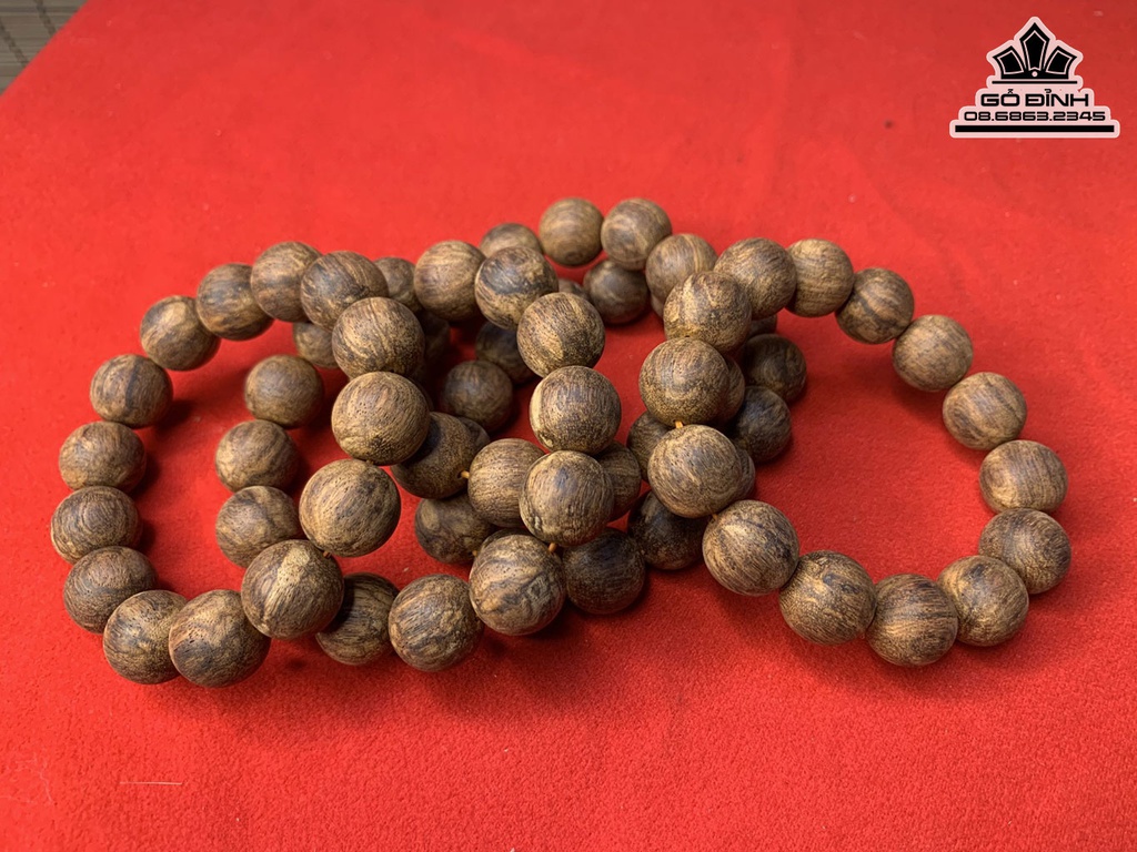 Vòng Tay Gỗ Sưa Lông Chuột Quảng Bình