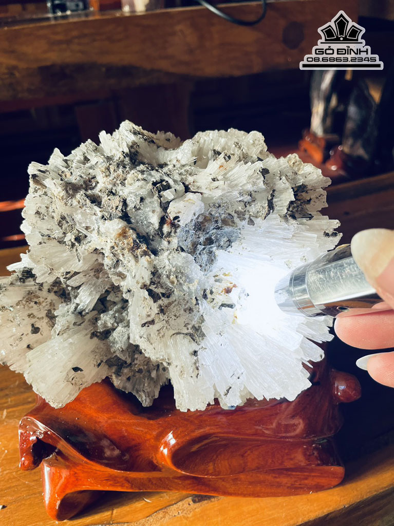 Bông Hoa Ưu Đàm Đá Aragonit Cao 20 Ngang 20 (cm) 4,3kg