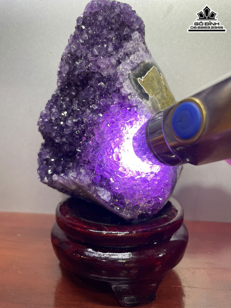 Động Đá Thạch Anh Tím Cao 12 Ngang 10 (cm) 0,7kg