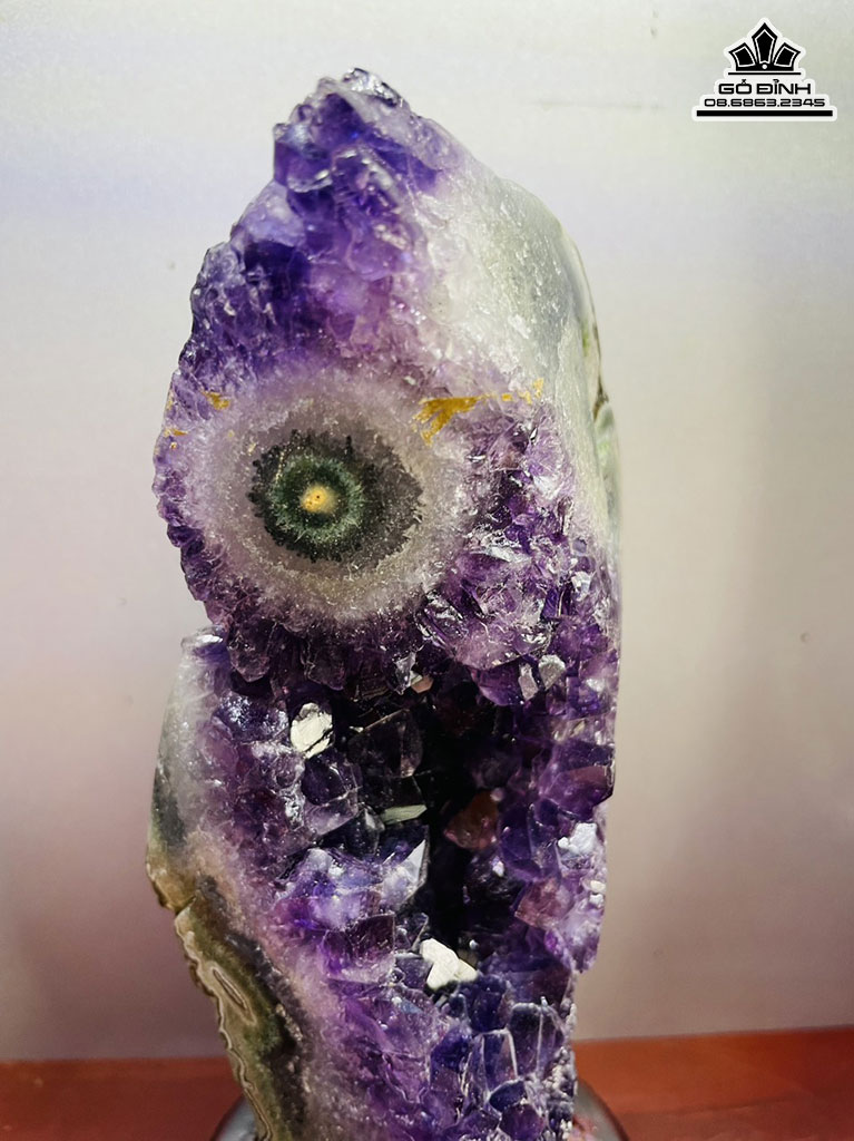 Tác Phẩm Đá Thạch Anh Tím Cao 18 Ngang 8 (cm) 0,7kg