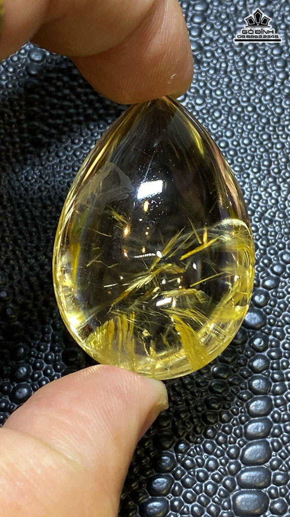 Mặt Dây Truyền Hình Giọt Nước Đá Thạch Anh Tóc Vàng Cao 43,8 Ngang 30,6 Dày 18 (mm) 28g