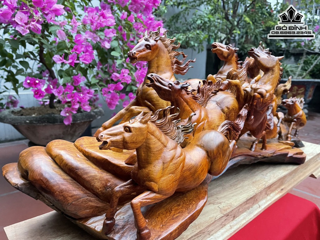 Cầu Bát Mã Gỗ Hương Cao Cả Kỷ 38 Ngang 110 Sâu 25 (cm)