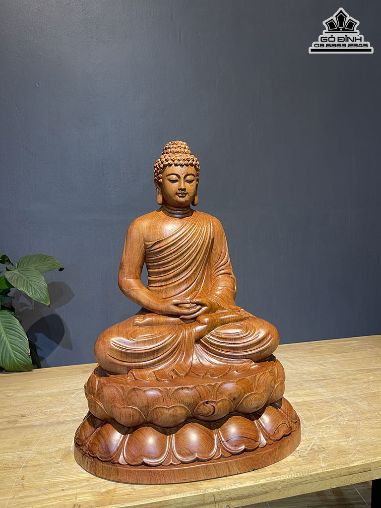 Tượng Phật Thích Ca Gỗ Hương Cao 50 Ngang 36 Sâu 30 (cm)