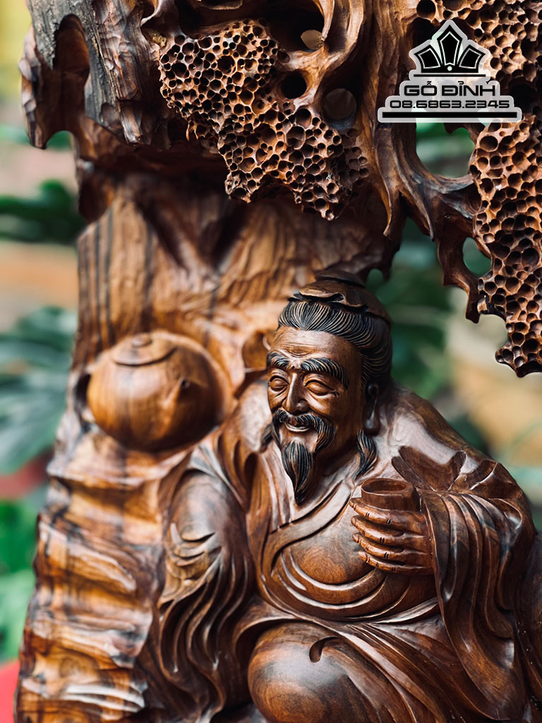 Tượng Thần Trà Gỗ Bách Xanh Cao 46 Ngang 38 Sâu 20 (cm)