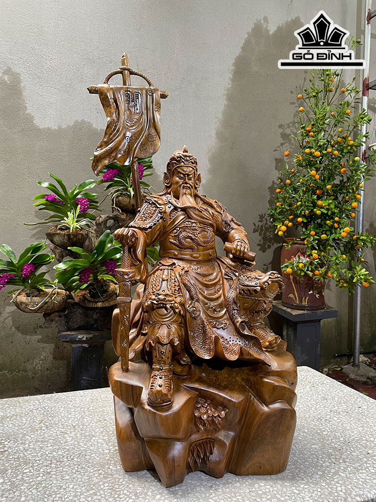 Tượng Gỗ Quan Công Gỗ Bách Xanh Cao 70 Ngang 40 Sâu 36 (cm)