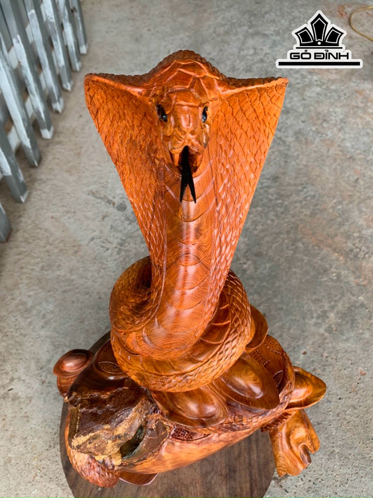 Tượng Rắn Phong Thủy Gỗ Hương Cao 64 Ngang 36 Sâu 29 (cm)
