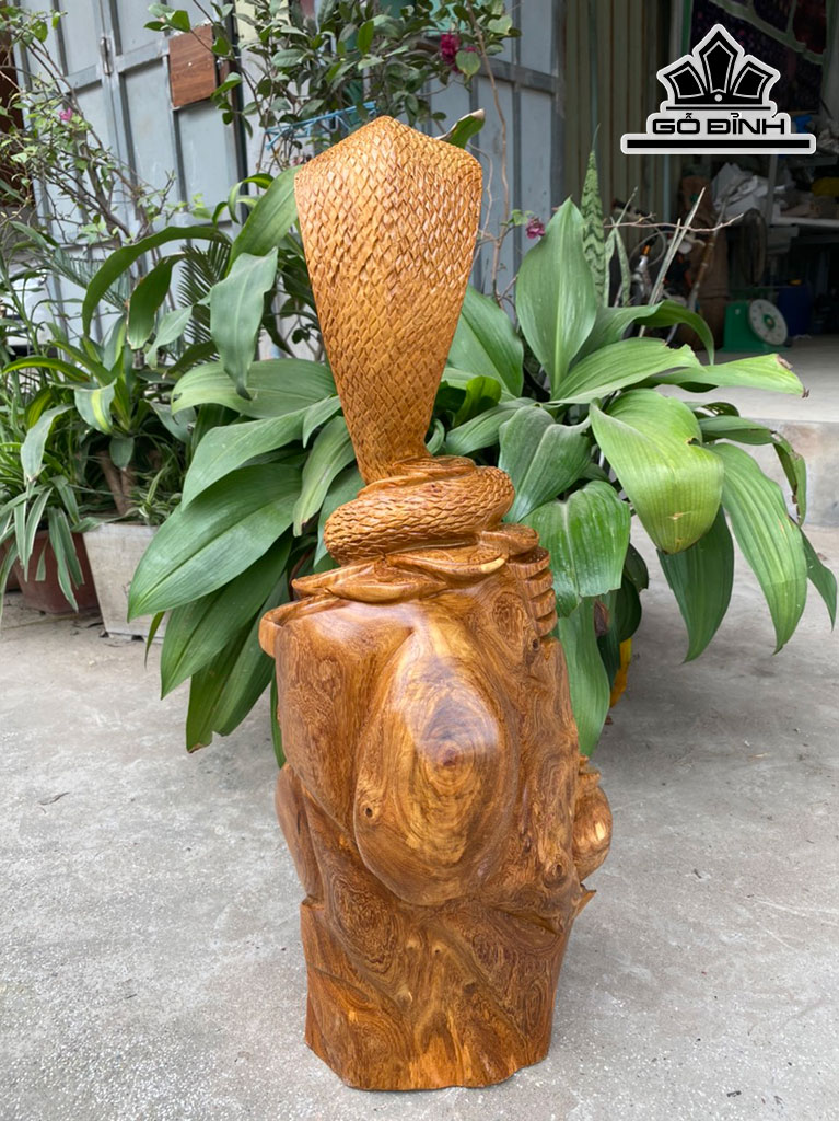 Tượng Rắn Phong Thủy Gỗ Hương Cao 66 Ngang 29 Sâu 25 (cm)
